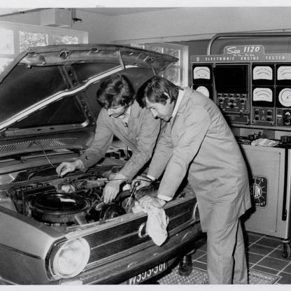 1980er Mechaniker ©  , Fuerst, AK Niederoesterreich, Archiv